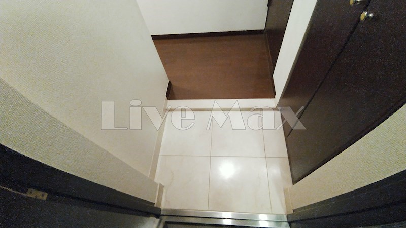 玄関　★☆家具家電付きマンション☆★家具家電撤去も可能です♪