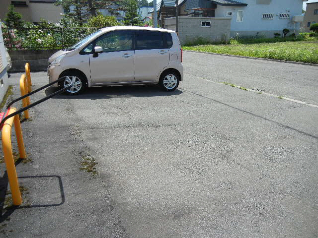 駐車場　駐車場