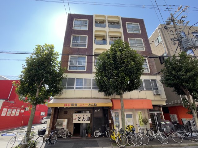 大阪市住之江区中加賀屋のマンションの建物外観