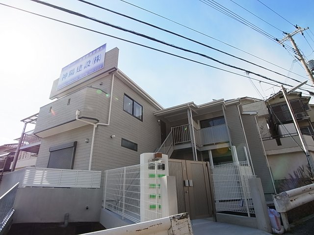 神戸市垂水区五色山のアパートの建物外観