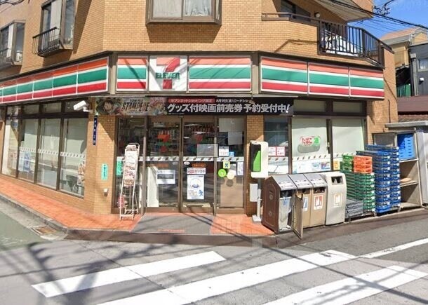 コンビニ　セブンイレブン板橋氷川町店（コンビニ）まで326m