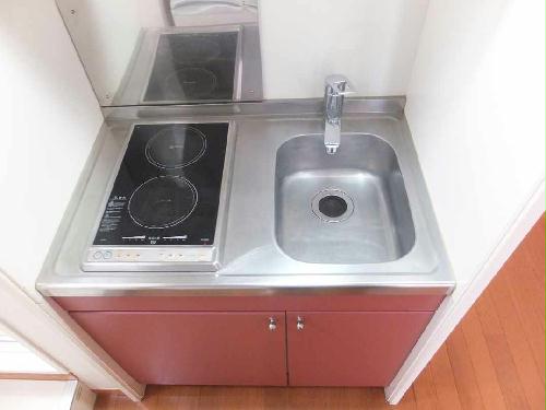 キッチン　仕様、設備は現況と異なる場合があります。