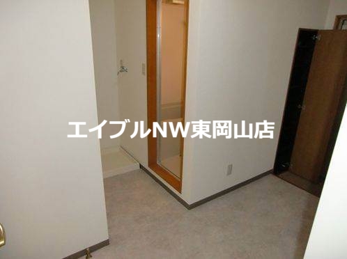 その他　別のお部屋の写真です。実際とは異なります。