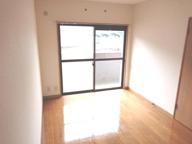 居室・リビング　写真：102号室