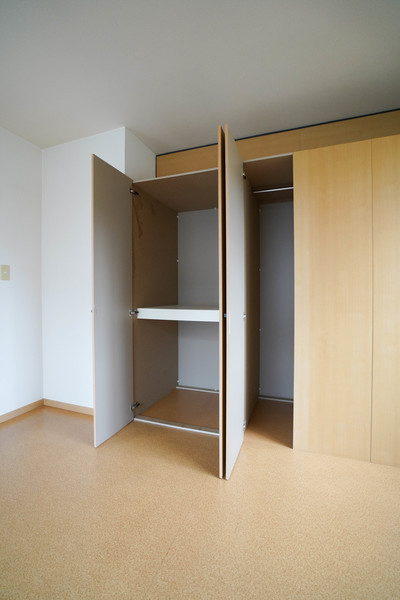 収納　同じ建物の別のお部屋