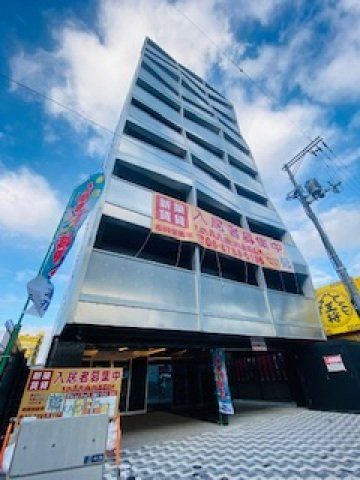 東大阪市川俣のマンションの建物外観