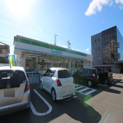 コンビニ　ファミリーマート下関綾羅木店（コンビニ）まで1838m