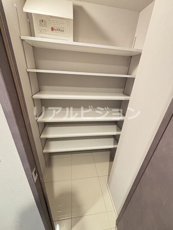 収納