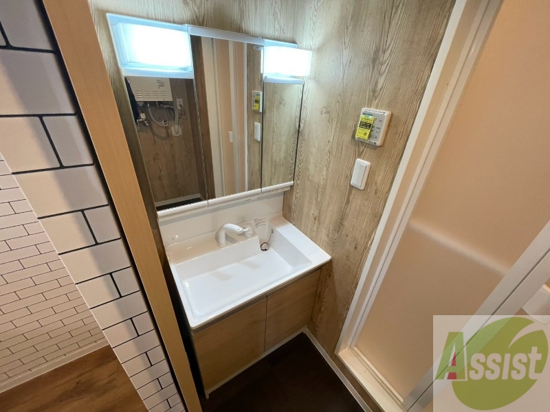 洗面設備　シャンプードレッサーで身支度もラクラクです！