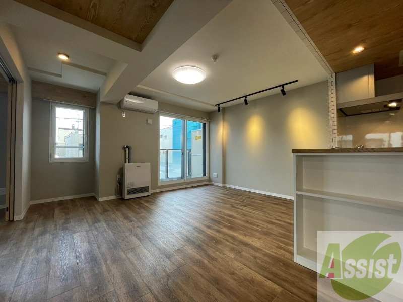 居室・リビング　広くてキレイなお部屋が広がっていて、充実した生活が送れそう。