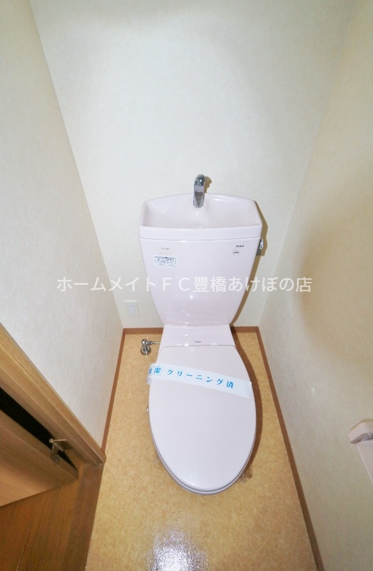 トイレ　同型別部屋写真（反転）