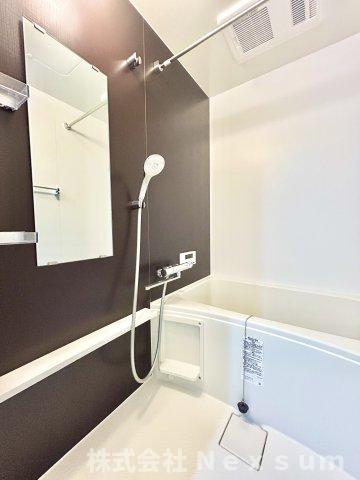 バス・シャワールーム　ゆったり過ごせるお風呂です