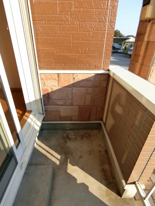 バルコニー　図面と現状に相違がある場合には現状を優先