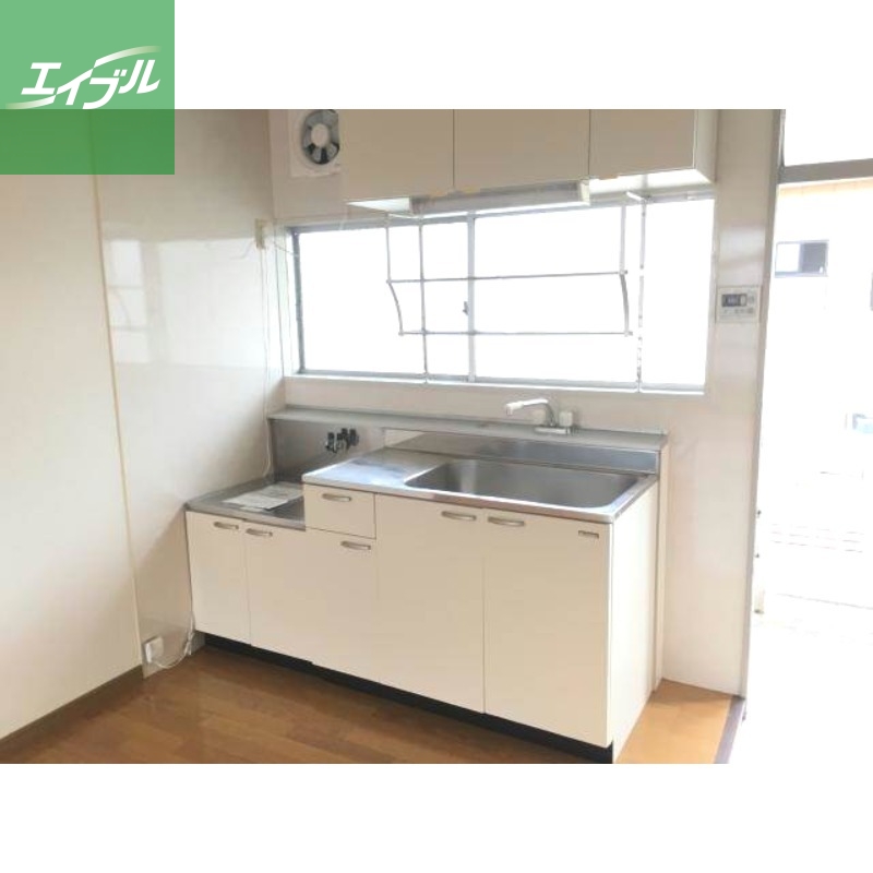 キッチン　※別号室の写真です