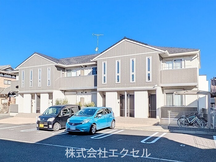 建物外観　多摩境駅と橋本駅が徒歩圏内の便利な場所です。