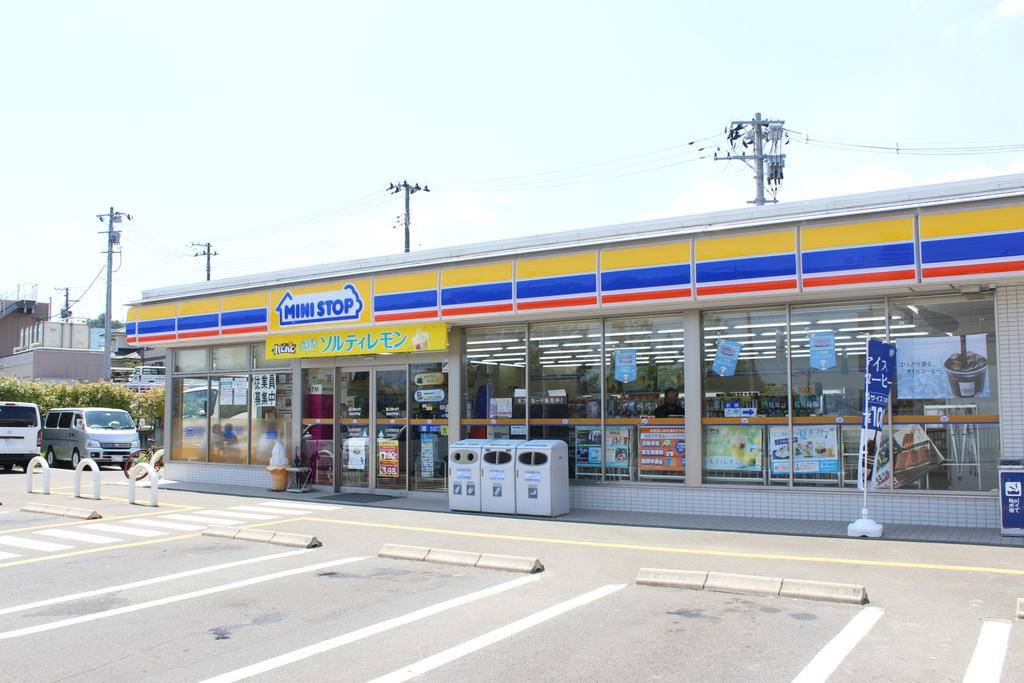 コンビニ　ミニストップ仙台川平店（コンビニ）（コンビニ）まで399m