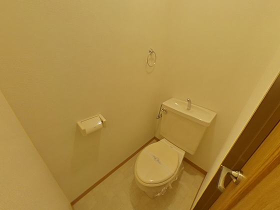 トイレ　※別部屋の写真です