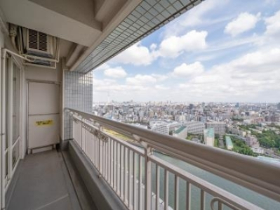 バルコニー　別部屋参考写真になります