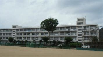 中学校　西脇中学校（中学校）まで1767m