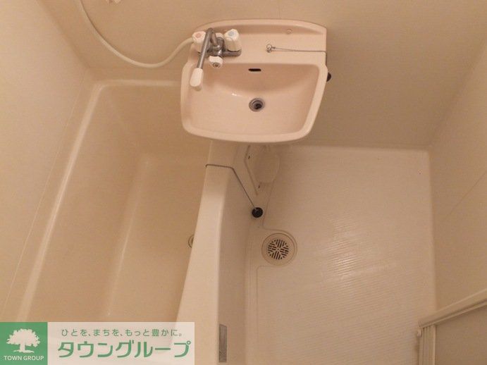 バス・シャワールーム　浴室乾燥機付き