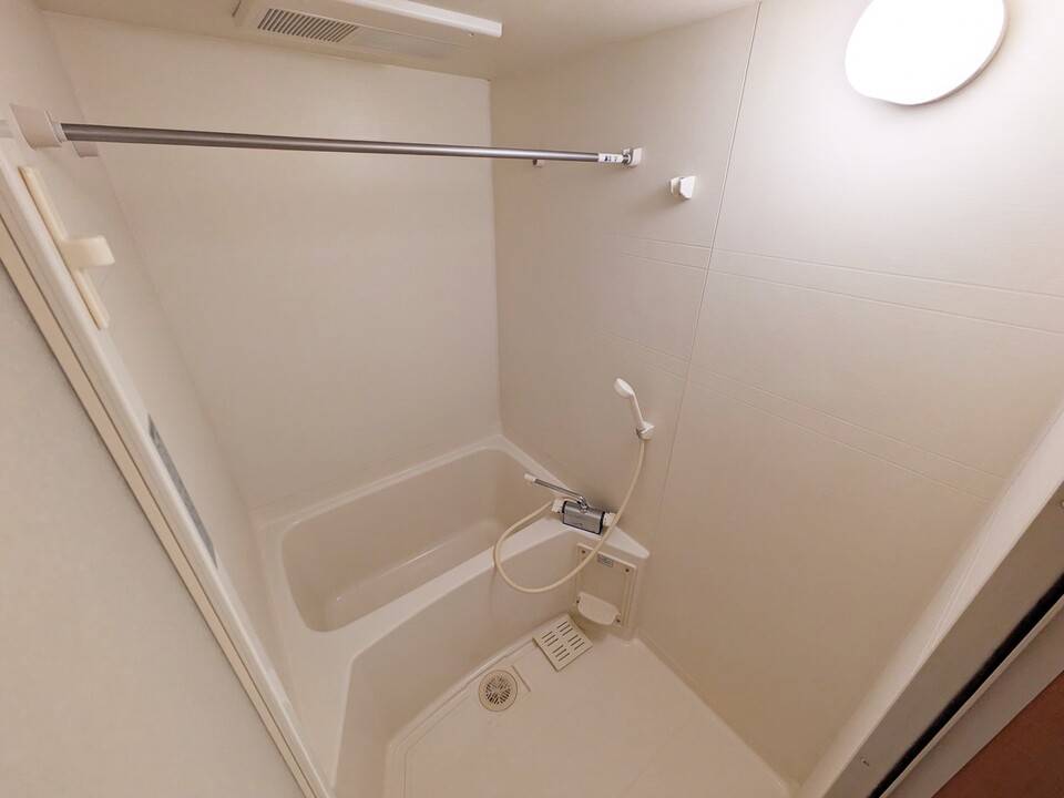 バス・シャワールーム　浴室