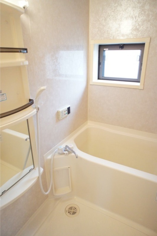 バス・シャワールーム　図面と現状に相違がある場合には現状を優先