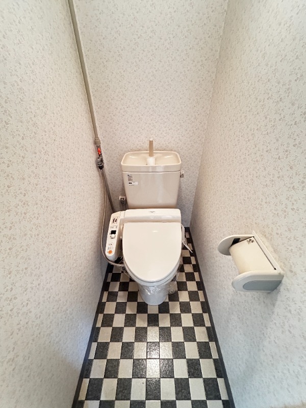 トイレ　トイレ