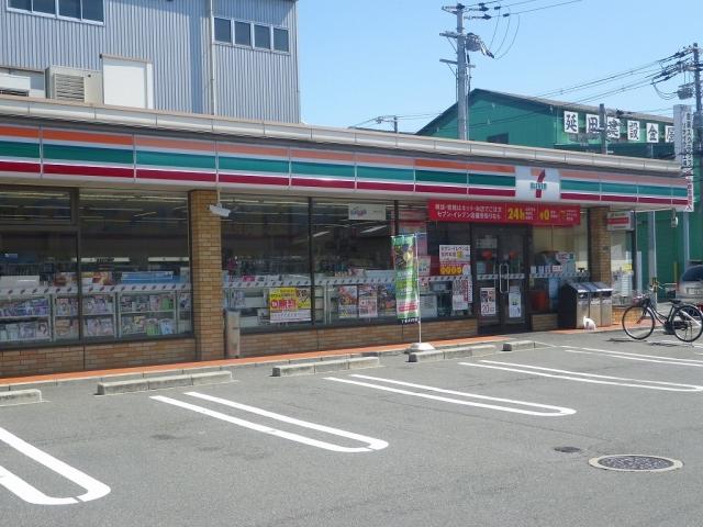 コンビニ　セブン-イレブン東大阪渋川町店（コンビニ）まで594m
