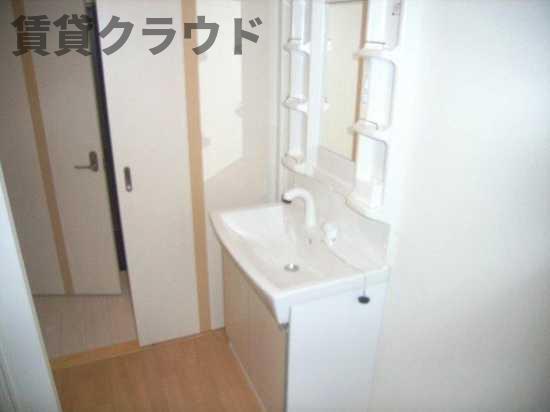 洗面設備　広い洗面スペース