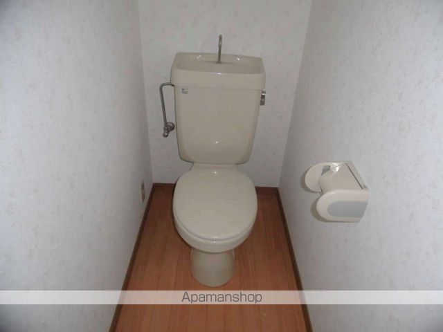 マンションサンフラワー B棟のトイレ写真