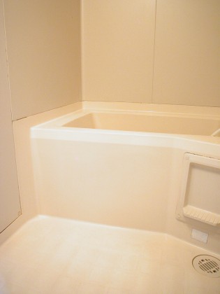 バス・シャワールーム　きれいなお風呂で快適バスタイム♪