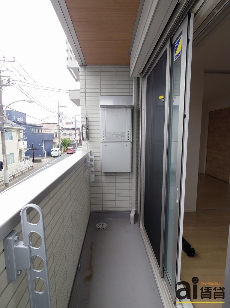 バルコニー　駐車場