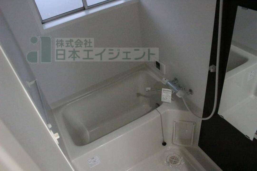 バス・シャワールーム　浴室