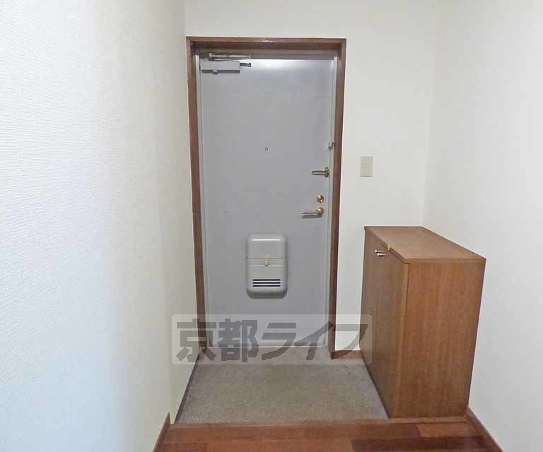 玄関　玄関です。