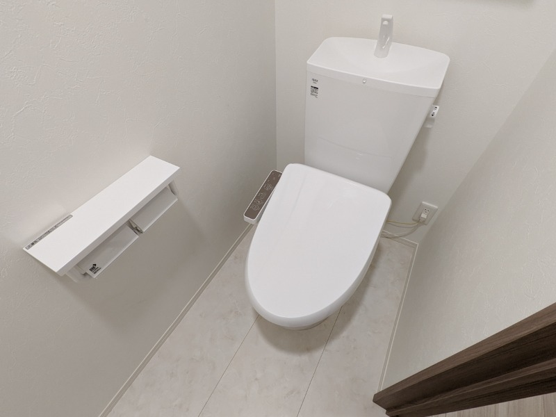 トイレ　図面と現状に相違がある場合には現状を優先