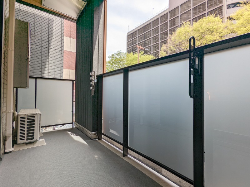 バルコニー　図面と現状に相違がある場合には現状を優先