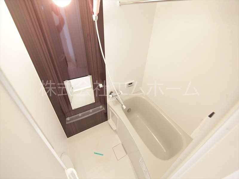 バス・シャワールーム　追い焚き　浴室暖房乾燥機付バスルーム　同型写真