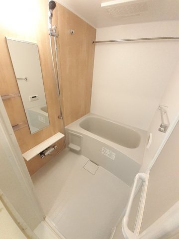 バス・シャワールーム　きれいなお風呂です