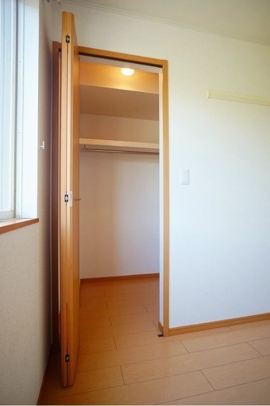 収納　図面と現状に相違がある場合には現状を優先