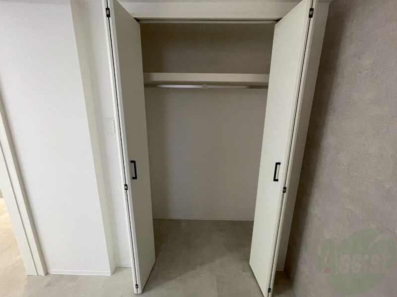 収納　洋室にはクローゼットがあるのですっきり片付きそうです。