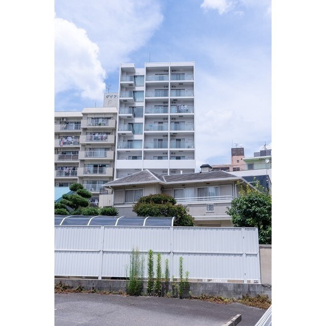 建物外観　ベランダ側