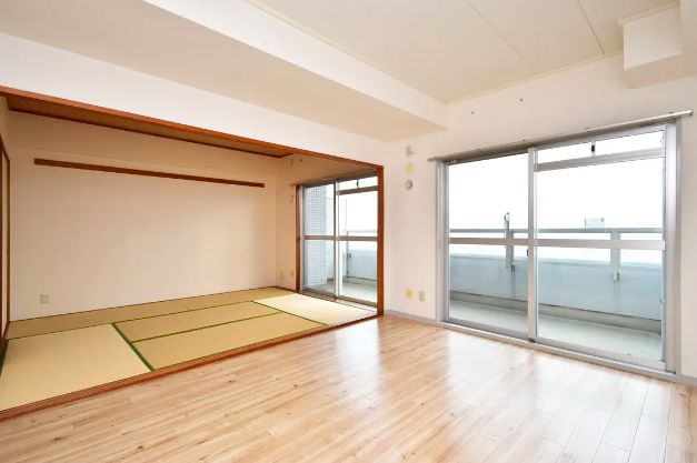 居室・リビング　居間です