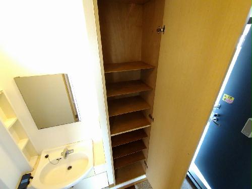 収納　シューズボックス