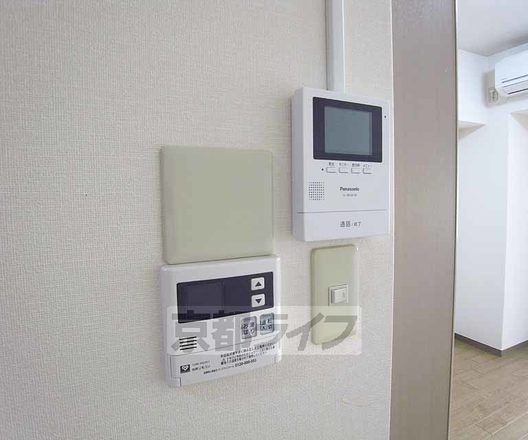 セキュリティ　ＴＶフォンで来客チェック。