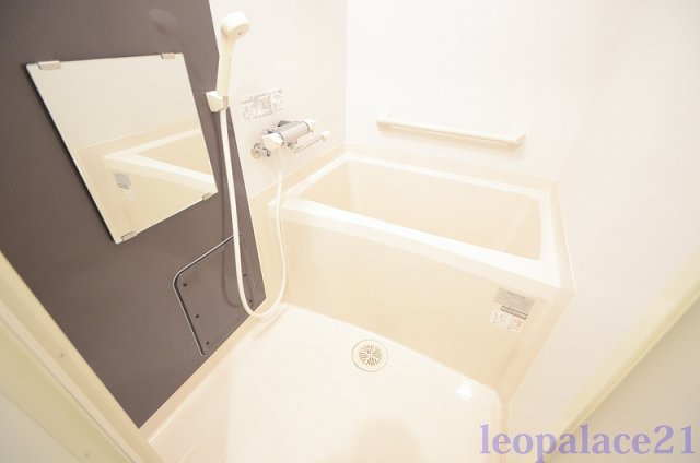 バス・シャワールーム　※写真と現物が異なる場合は現物を優先いたします。