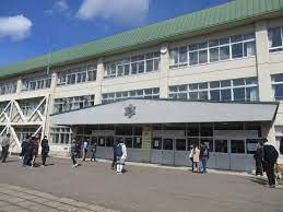 中学校　帯広第４中学校（中学校）まで919m