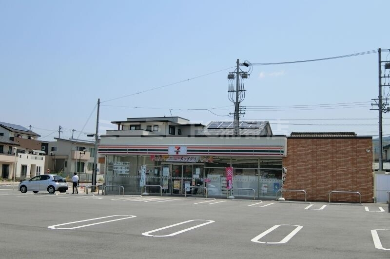 コンビニ　セブンイレブン幸田駅前店（コンビニ）まで401m