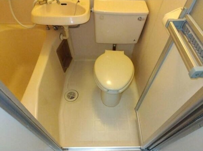 バス・シャワールーム　図面と現状に相違がある場合には現状を優先