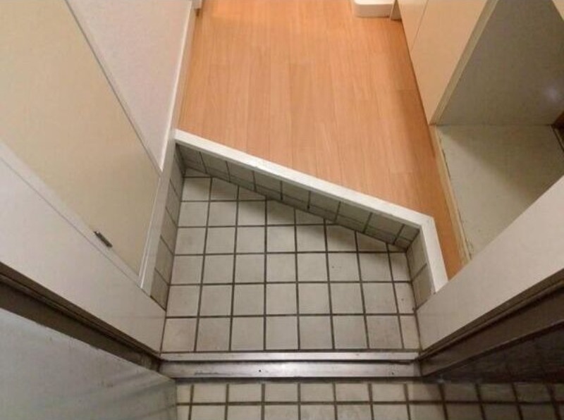 玄関　図面と現状に相違がある場合には現状を優先