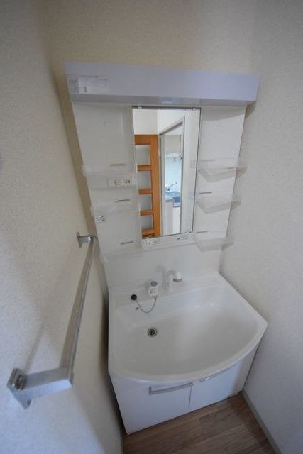 洗面設備　※同建物　同タイプ間取り設備施工例